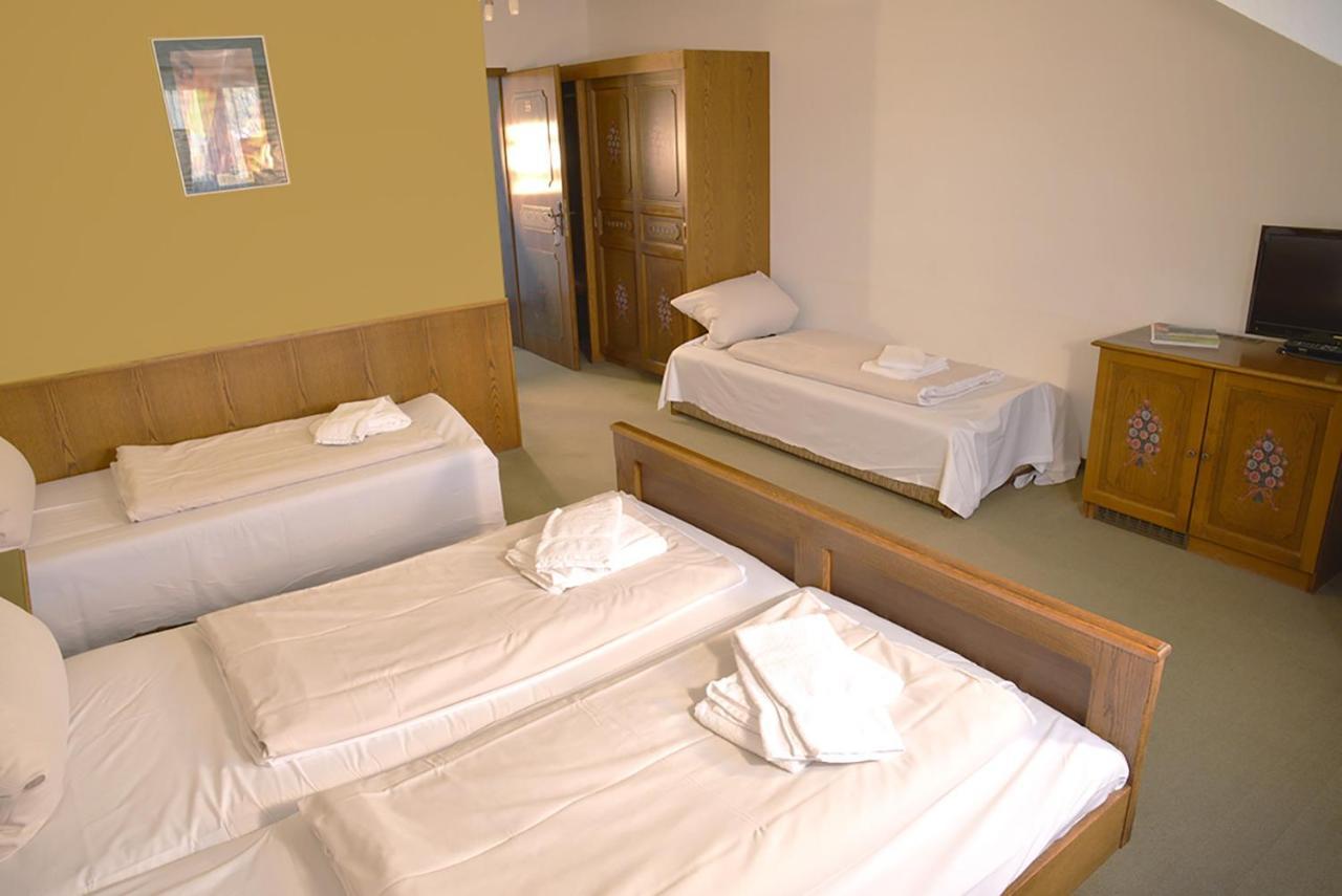 Hotelgasthof Schmucker Mossautal Esterno foto
